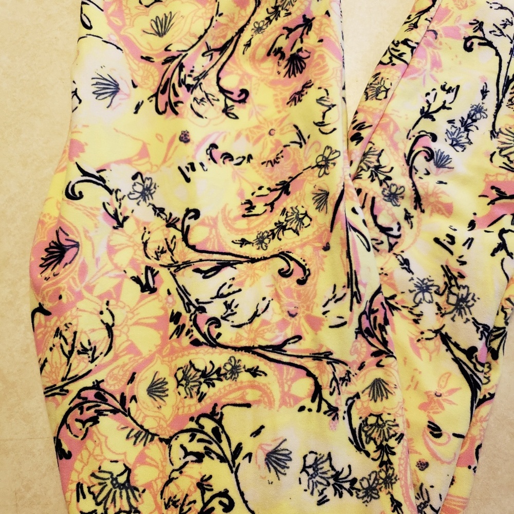 Lularoe Tween leggings NWOT